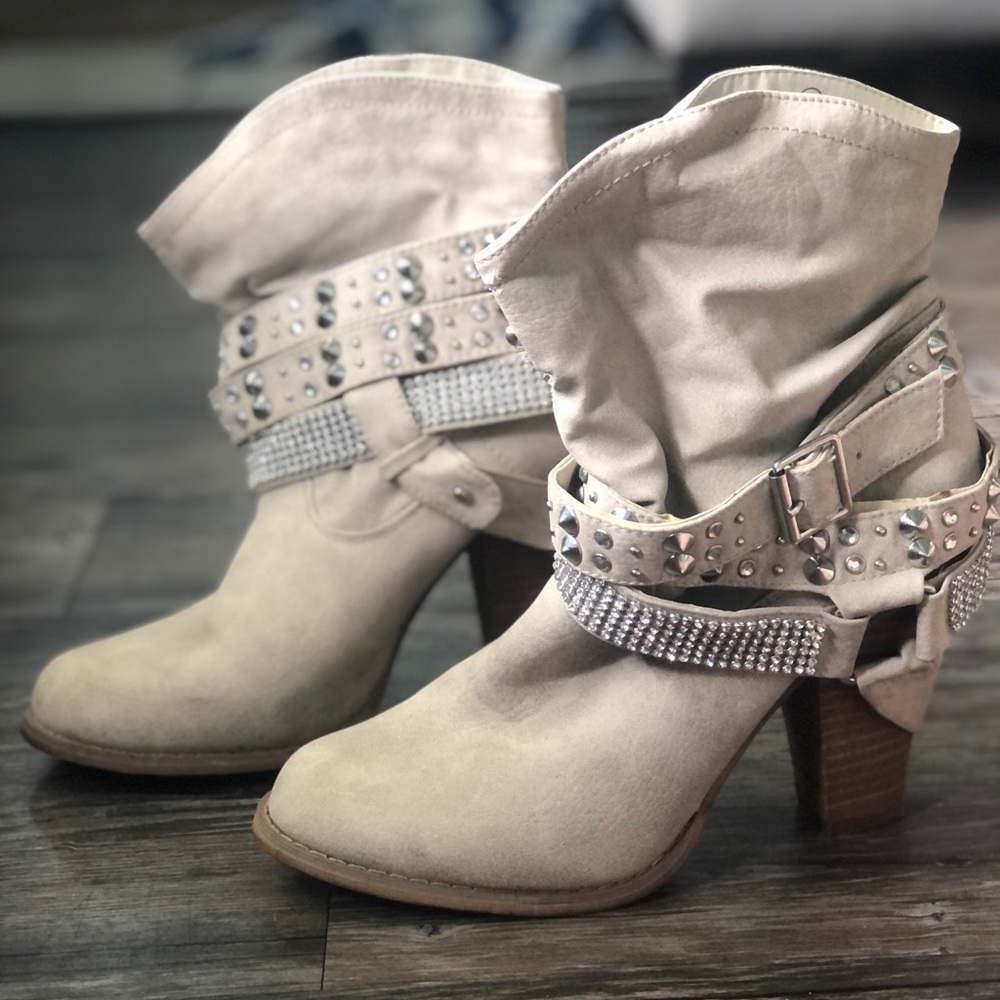 Cream stuffed heeled boots